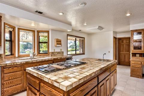 2359 Via Del Aguacate, Fallbrook, CA 92028 photo 10