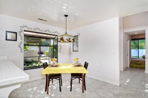 10905 Treeside, Escondido, CA 92026 photo 6