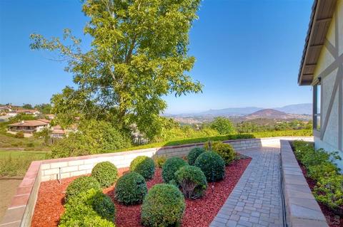 10905 Treeside, Escondido, CA 92026 photo 24