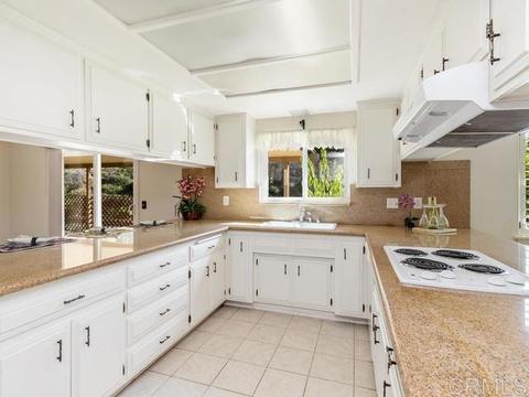 110 Alva Ln, Fallbrook, CA 92028 photo 10