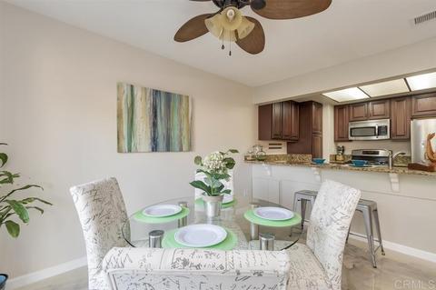 370 Forest Pl, Vista, CA 92083 photo 9