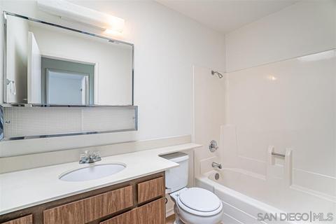4423 Kittiwake Way, Oceanside, CA 92057 photo 10