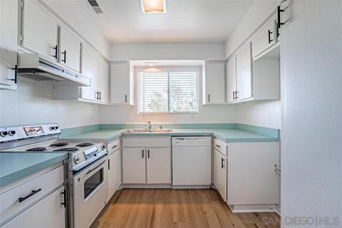 4423 Kittiwake Way, Oceanside, CA 92057 photo 4