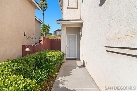 1810 Mcdougal, El Cajon, CA 92021 photo 2