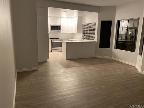 804 Summerhill Ct, Encinitas, CA 92024 photo 2