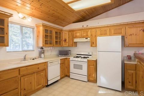 230 Imperial Ave, Sugarloaf, CA 92386 photo 8