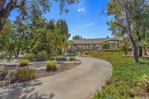 1925 Calmin Dr, Fallbrook, CA 92028 photo 2
