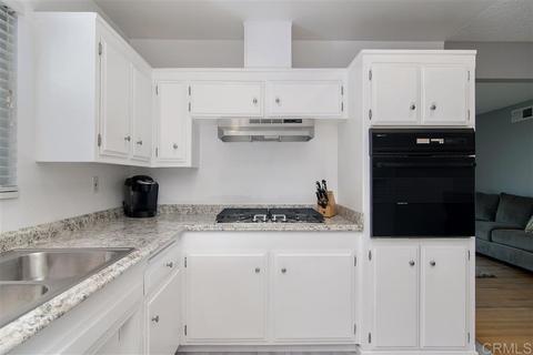 644 Bison Ct, El Cajon, CA 92019 photo 10