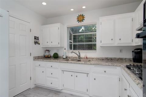 644 Bison Ct, El Cajon, CA 92019 photo 11
