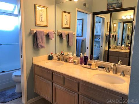 2109 Creekside Pl, Escondido, CA 92029 photo 17