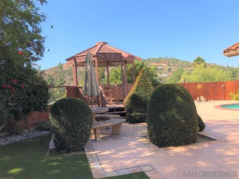 2109 Creekside Pl, Escondido, CA 92029 photo 6