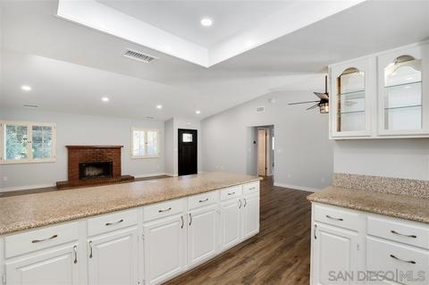 2531 Los Alisos S, Fallbrook, CA 92028 photo 5