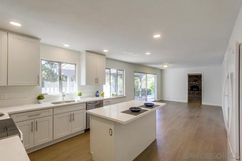 4474 Calavo Dr, La Mesa, CA 91941 photo 5