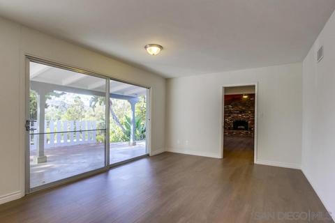 4474 Calavo Dr, La Mesa, CA 91941 photo 6