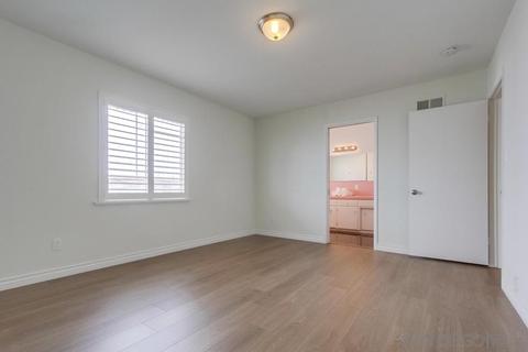 4474 Calavo Dr, La Mesa, CA 91941 photo 12