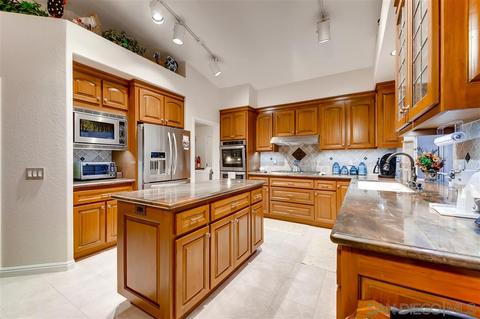 5817 Ranch View Rd, Oceanside, CA 92057 photo 9