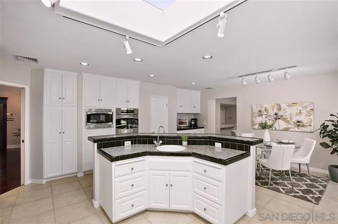 4558 Conrad Dr, La Mesa, CA 91941 photo 11