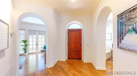 7735 Ivanhoe, La Jolla, CA 92037 photo 8