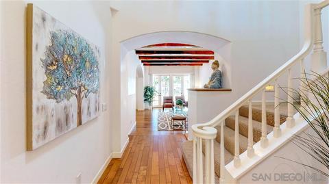 7735 Ivanhoe, La Jolla, CA 92037 photo 2
