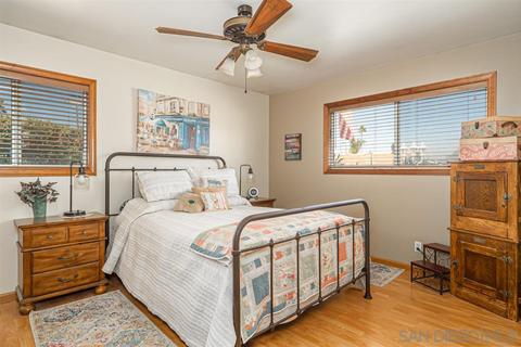 661 Herbert St, El Cajon, CA 92020 photo 17