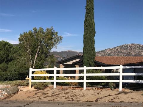 1515 Casa De Roca Way, Alpine, CA 91901 photo 2
