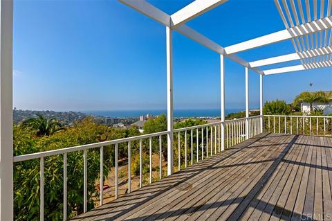 7872 Esterel Dr, La Jolla, CA 92037 photo 1