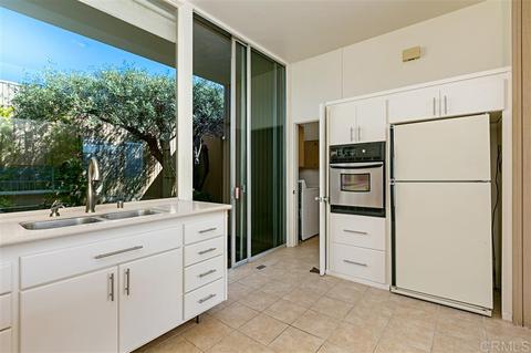 7872 Esterel Dr, La Jolla, CA 92037 photo 17
