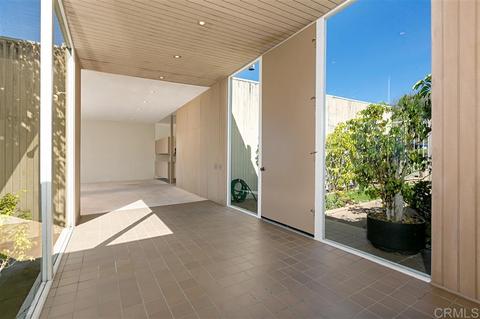 7872 Esterel Dr, La Jolla, CA 92037 photo 7