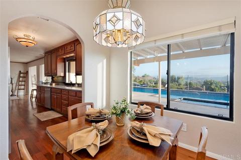 11415 Ming Ct, El Cajon, CA 92021 photo 4
