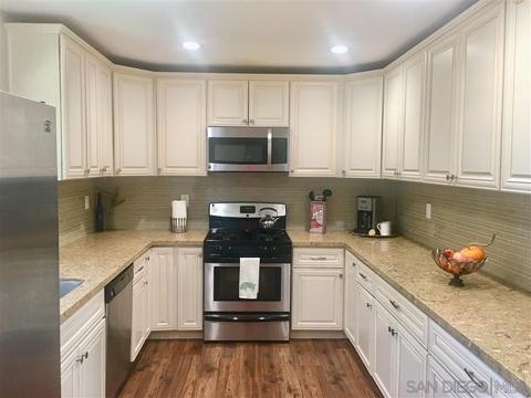 1900 Fairhaven St, Lemon Grove, CA 91945 photo 2