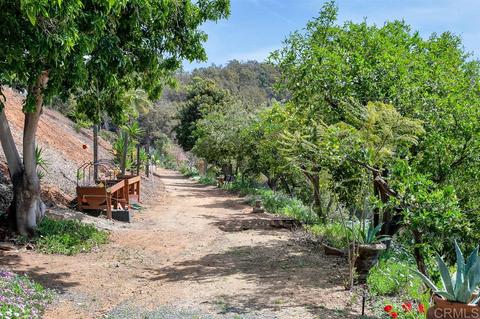 3741 Via Viento, Fallbrook, CA 92028 photo 21