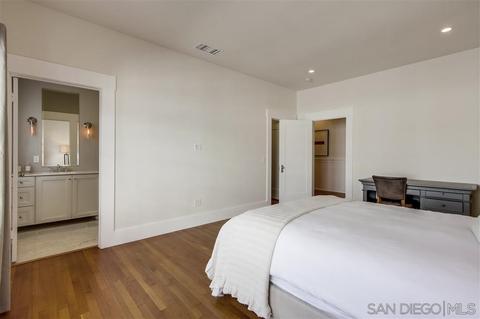 475 A Ave, Coronado, CA 92118 photo 18