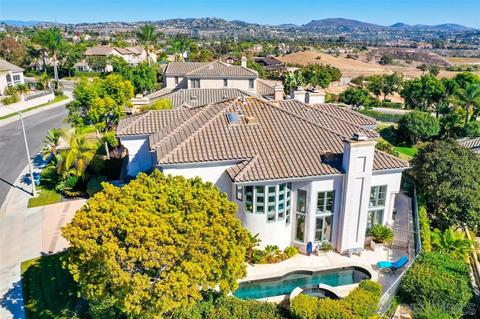 7224 Spoonbill Ln, Carlsbad, CA 92011 photo 2