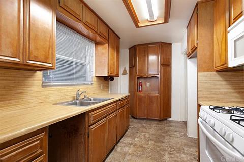 118 E Renette, El Cajon, CA 92020 photo 10