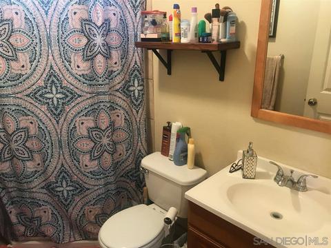 211 Avenida Del Gado, Oceanside, CA 92057 photo 24