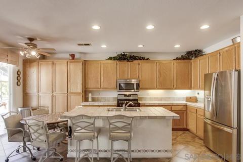 13862 Cheryl Creek Dr, El Cajon, CA 92021 photo 2