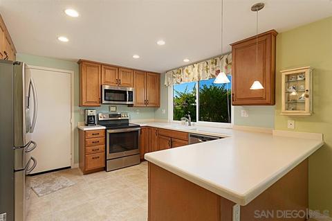 2616 Cabrillo Pl, Carlsbad, CA 92008 photo 6