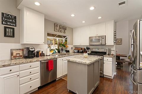 4525 Avenida Privado, Oceanside, CA 92057 photo 6