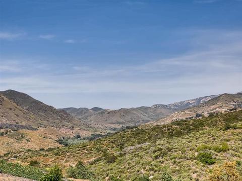 1560 Vista Del Lago, Fallbrook, CA 92028 photo 25