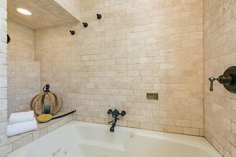 318 Juniper Ave #7, Carlsbad, CA 92008 photo 20