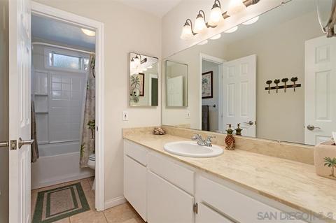 4235 La Tiera Dr, Oceanside, CA 92056 photo 10