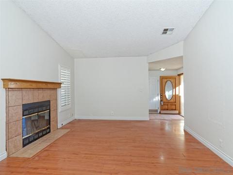 13329 Sneezy Ct, El Cajon, CA 92021 photo 4