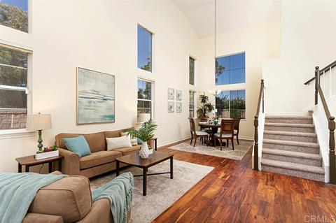 2310 Longfellow Rd, Carlsbad, CA 92008 photo 2
