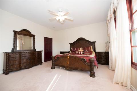 1464 Burris Dr, El Cajon, CA 92019 photo 20