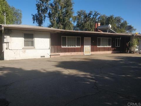 901 E Bobier Dr, Vista, CA 92084 photo 1