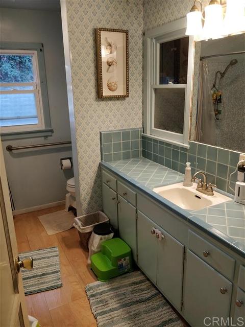 901 E Bobier Dr, Vista, CA 92084 photo 8