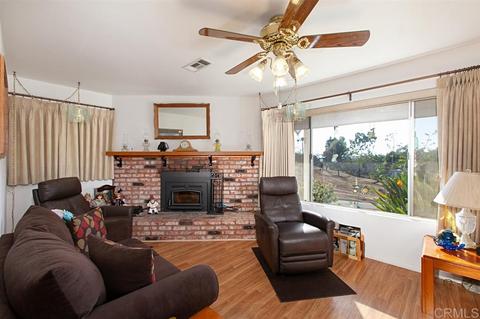 1706 Acacia Ln, Fallbrook, CA 92028 photo 4