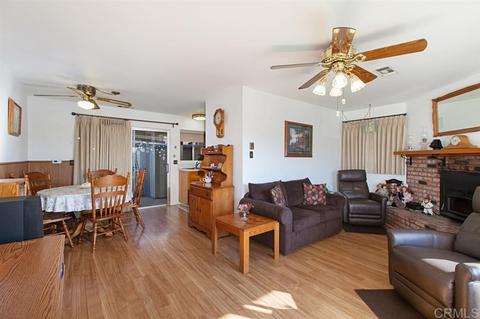 1706 Acacia Ln, Fallbrook, CA 92028 photo 2