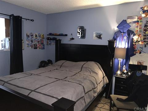 901 Arcadia Ave, Vista, CA 92084 photo 5