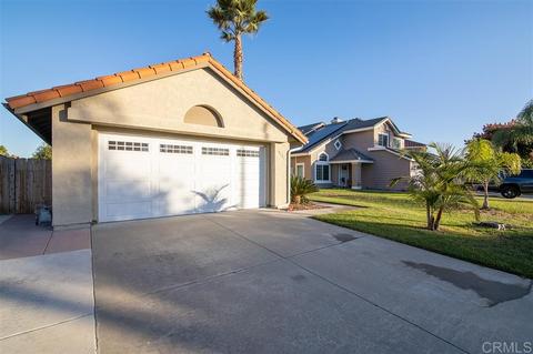 5438 Elderberry Way, Oceanside, CA 92057 photo 2